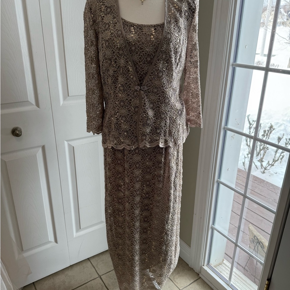 R&M Richards Lace Skirt Set in Taupe